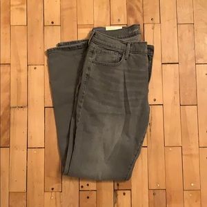 Never worn Old navy jeans